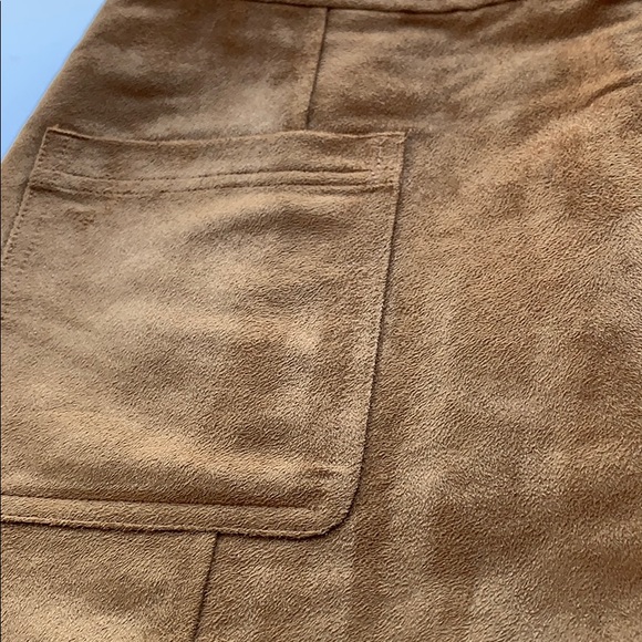 Faux Suede Double Pocket Zip Up Camel Brown Skirt - Picture 5 of 6